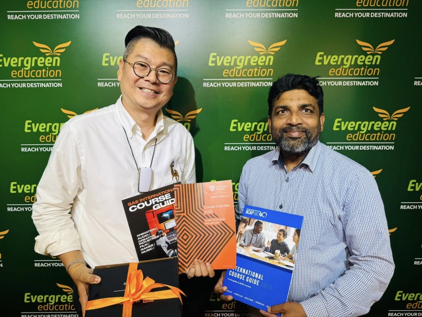 Ethan Chew (Associate Director - Navitas) visiting Evergreen Education Panadura