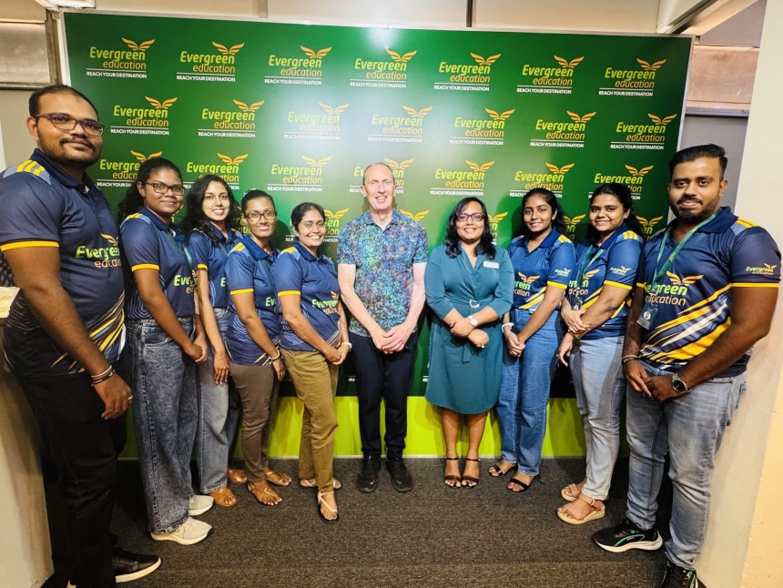 La Trobe College Australia & Navitas - Info Session & Application Day 2025